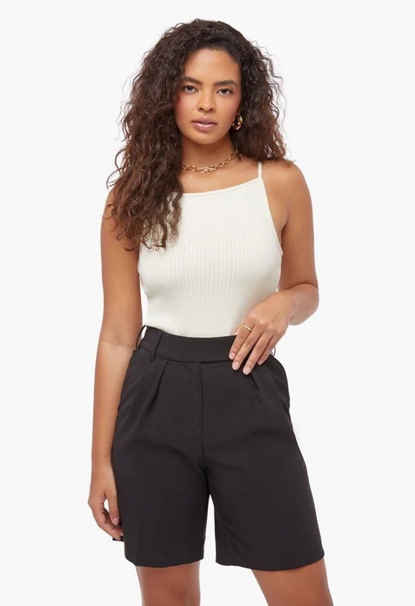 City Shorts - Image 2