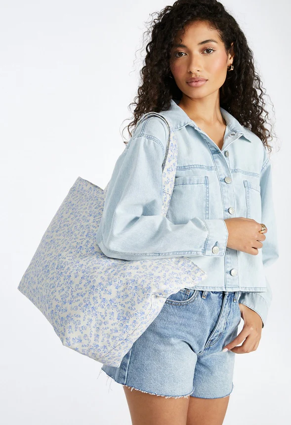 Classic Fabric Tote Weekender - Image 2