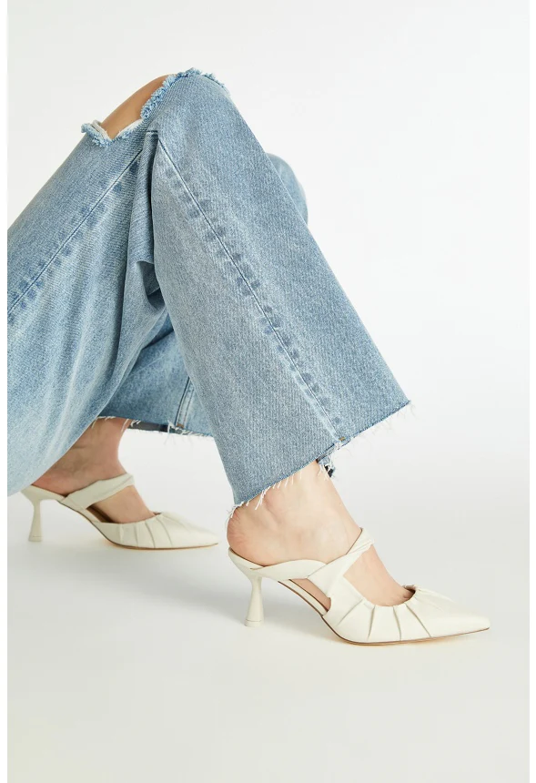 Clementine Embellished Pump - Image 2