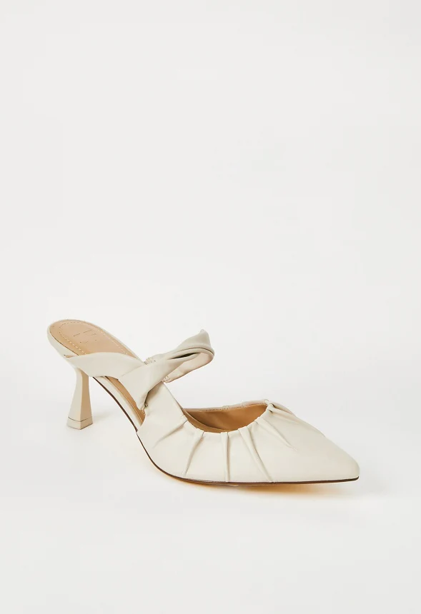 Clementine Embellished Pump - Image 3