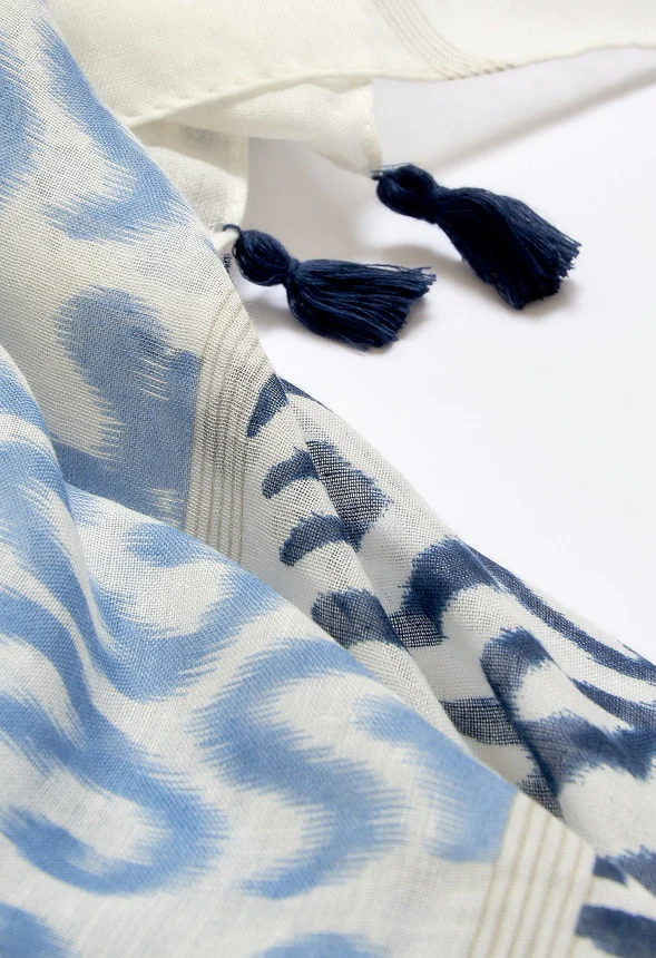Cleo Blue Paisley Print Scarf - Image 4