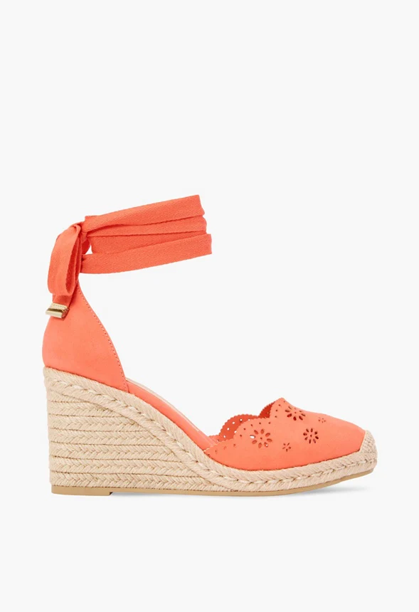 Coast To Coast Eyelet Wedge - Image 2