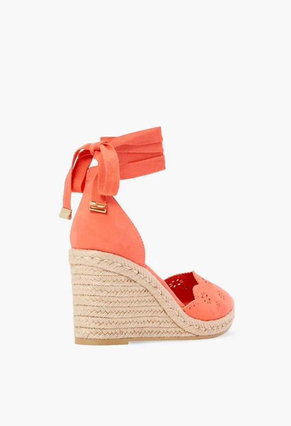 Coast To Coast Eyelet Wedge - Image 3