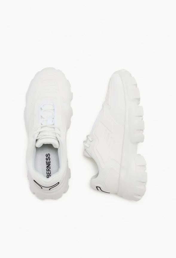 Codie Low Top Sneaker - Image 4
