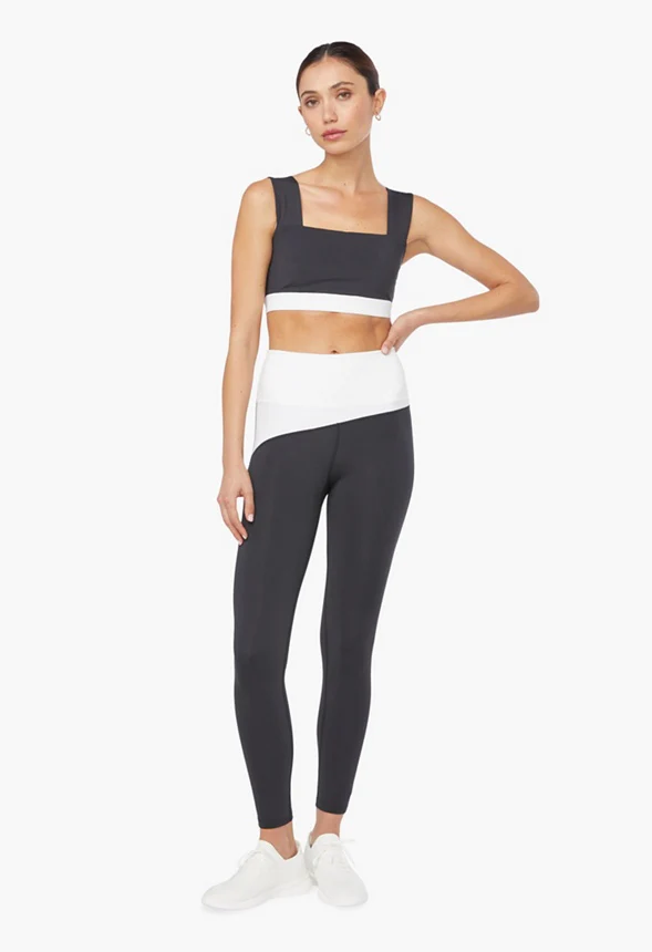 Color Block Sports Bra - Image 3