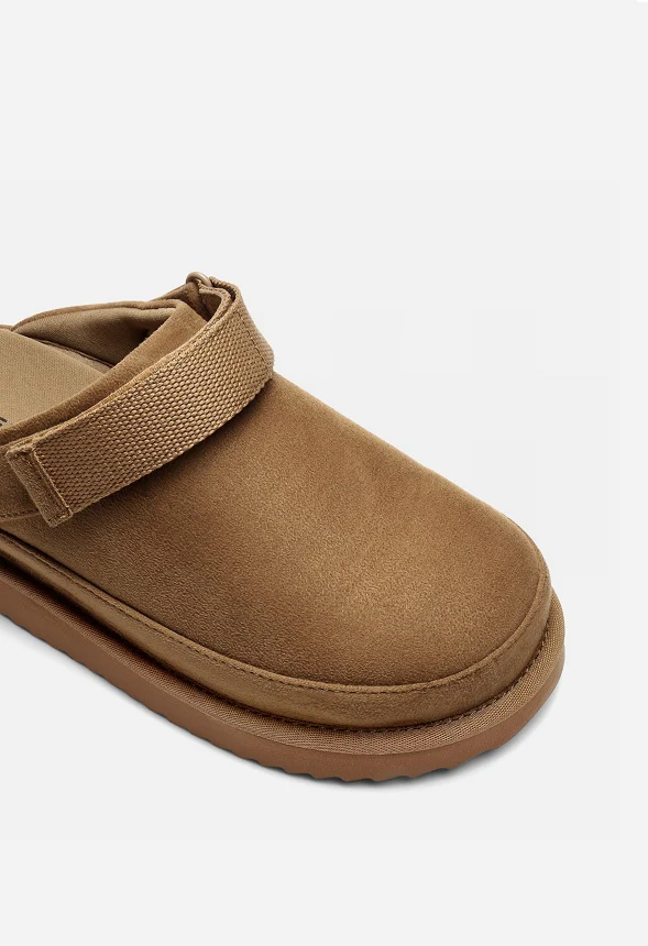 Comfortable Anke-Strap Clogs - Image 6
