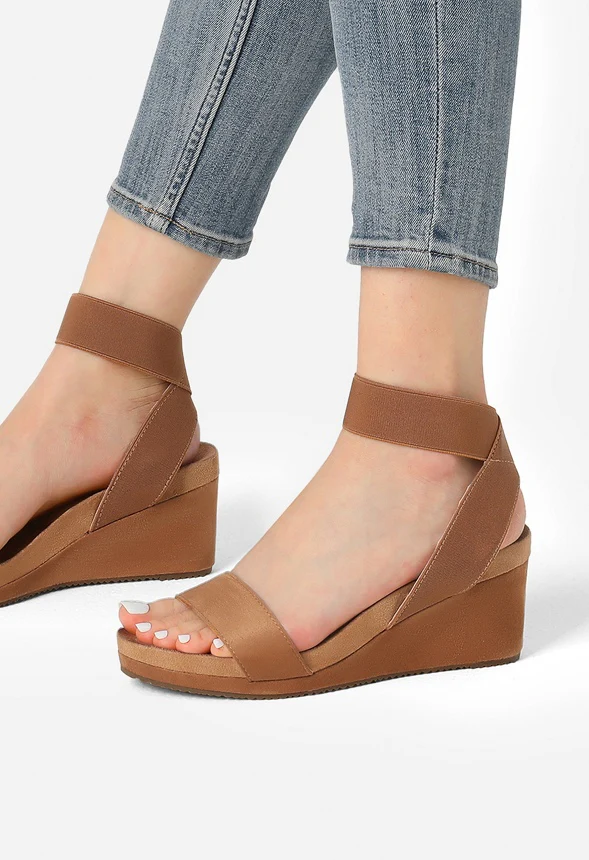 Comfortable Ankle Strap Platform Wedge Sandal - Image 2