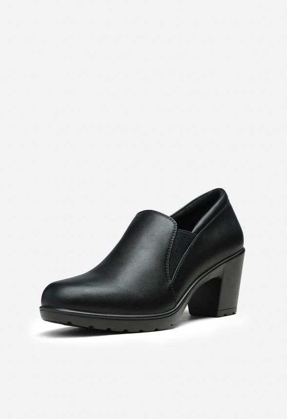 Comfortable Round Toe Block Heel Pump - Image 5