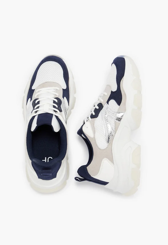 Constynce Sneaker - Image 6