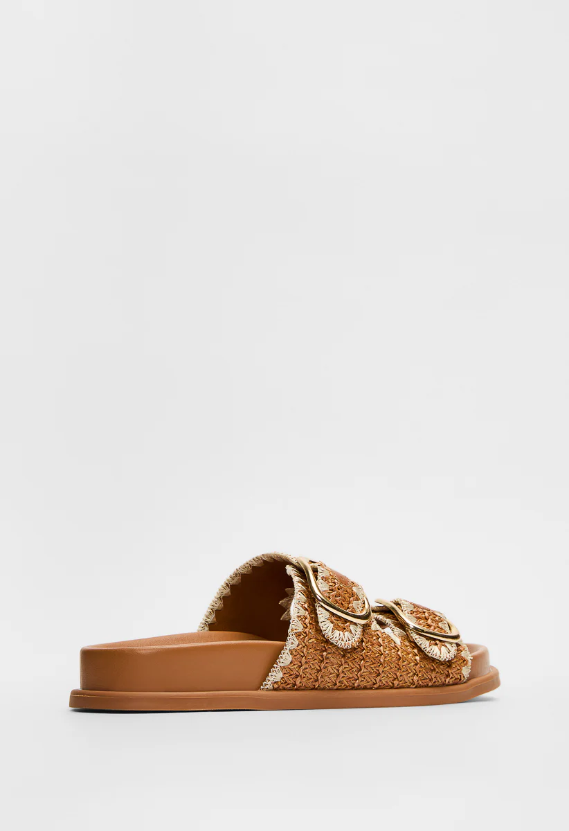 Cora Flat Sandal - Image 4