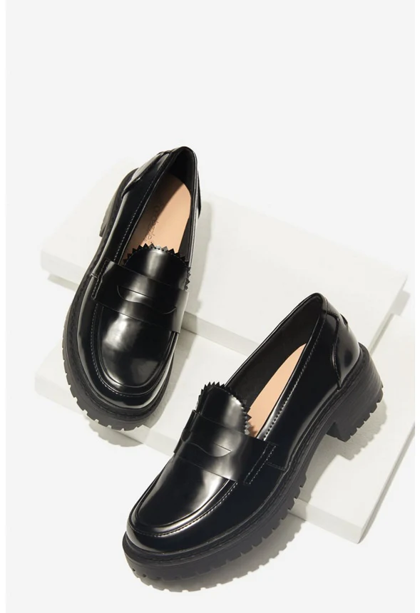 Corena Loafer Flat - Image 2