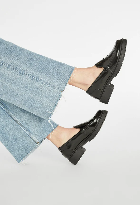 Corena Loafer Flat - Image 7