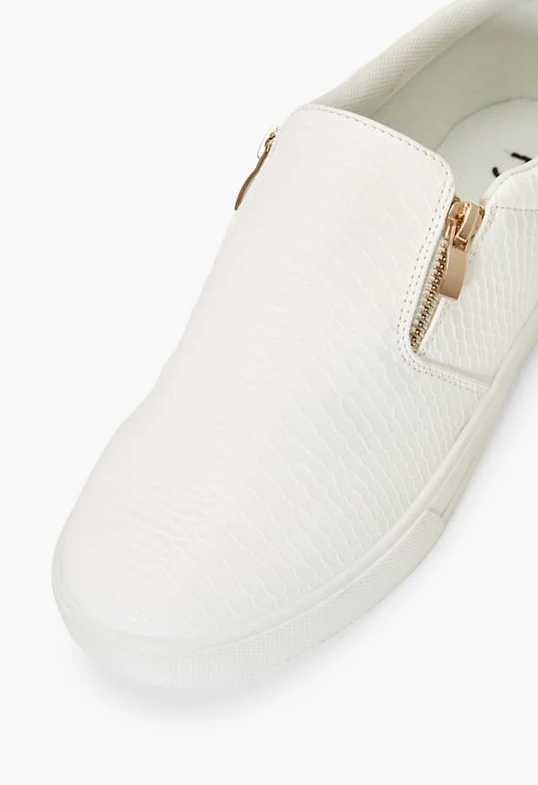 Courtlyn Slip-On Sneaker - Image 2