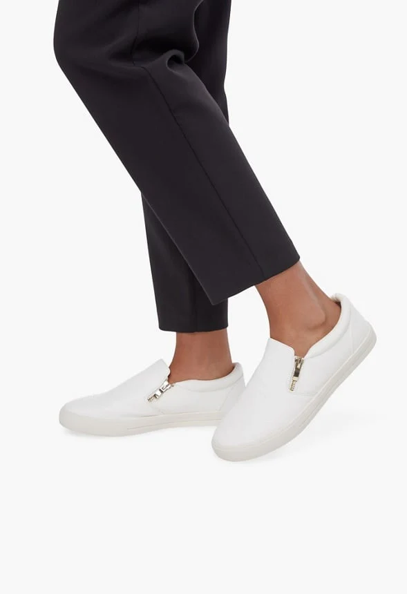 Courtlyn Slip-On Sneaker - Image 5