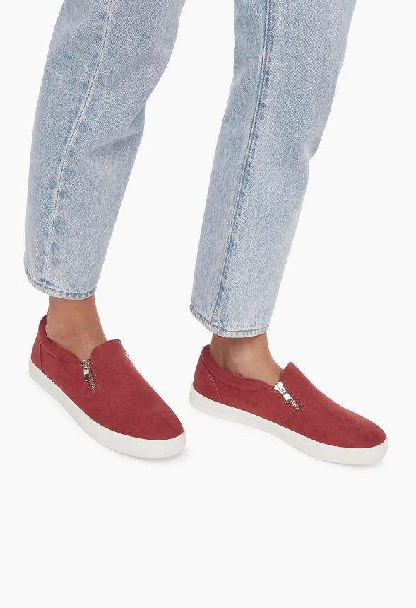 Courtlyn Slip-On Sneaker - Image 5