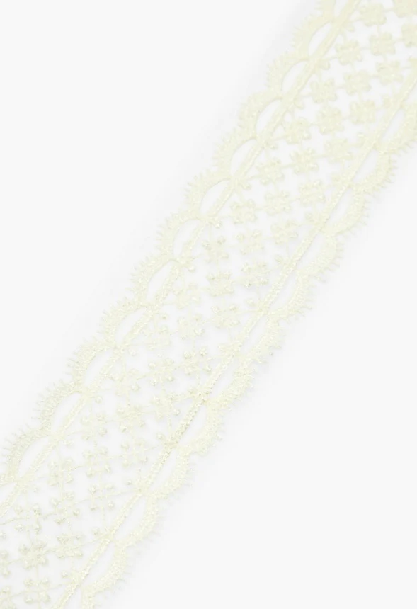 Crochet Choker - Image 3