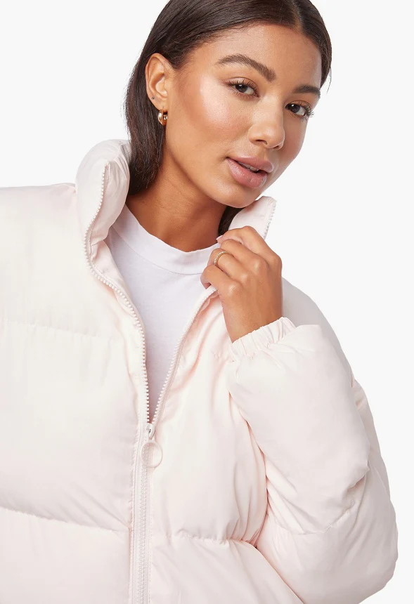 Cropped Puffer Jacket - Image 4