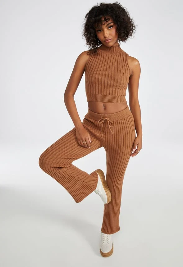 Cropped Sweater Tank - Image 6