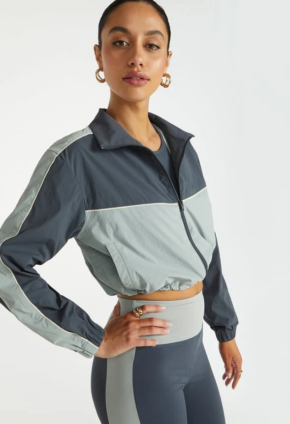 Cropped Windbreaker Jacket - Image 3