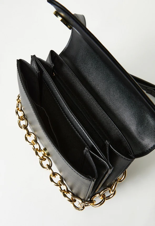 Crossbody With Large Chain - Image 6