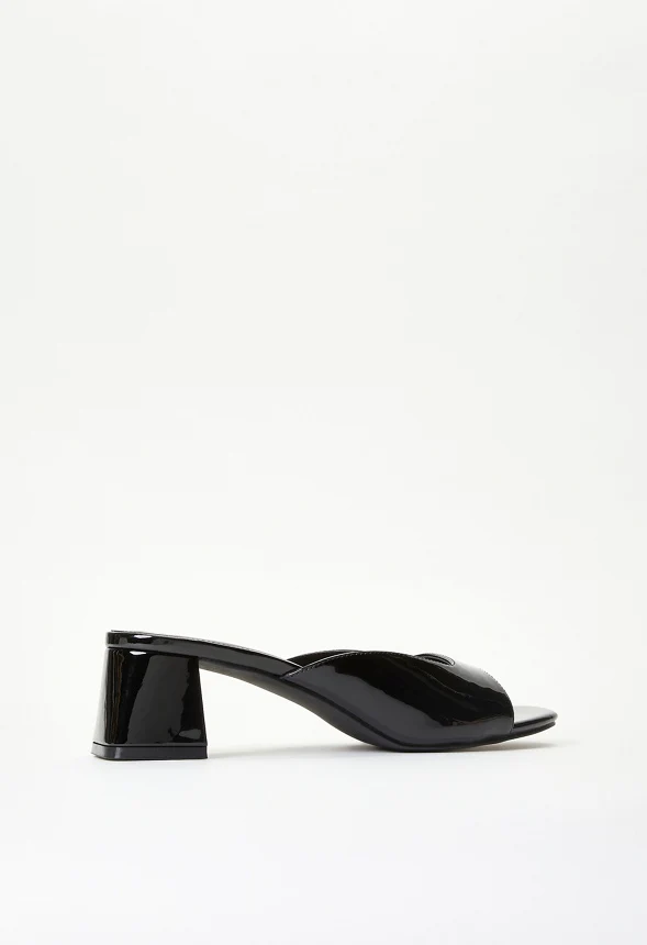 Dafne Heeled Sandal - Image 4
