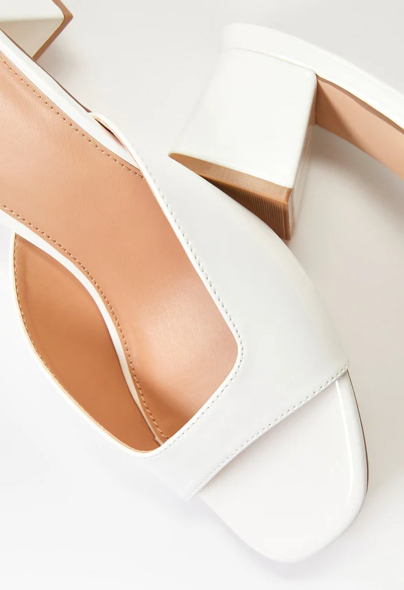 Dafne Heeled Sandal - Image 7