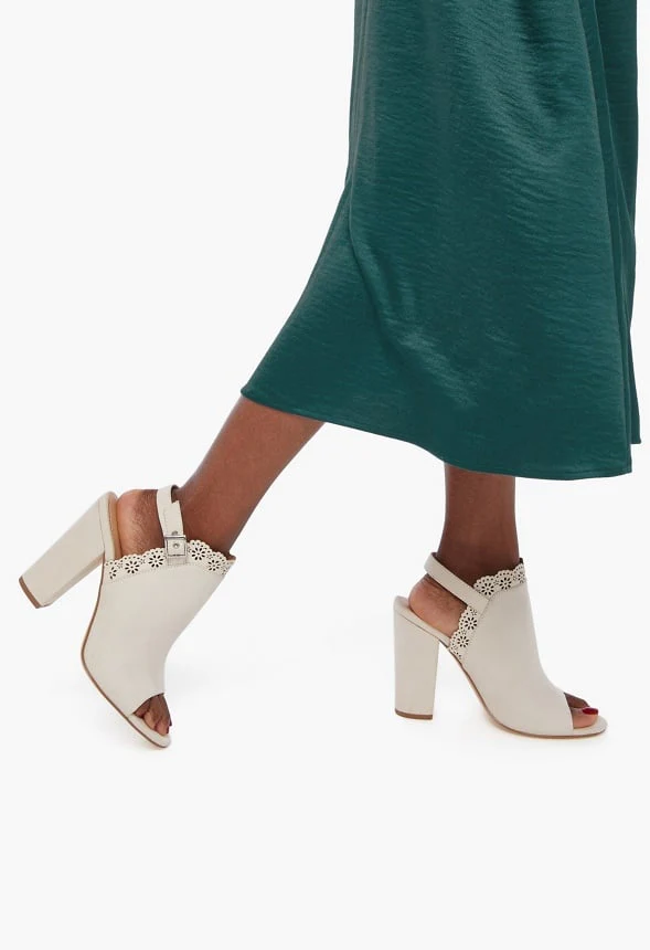 Daisy Eyelet Heeled Sandal - Image 5