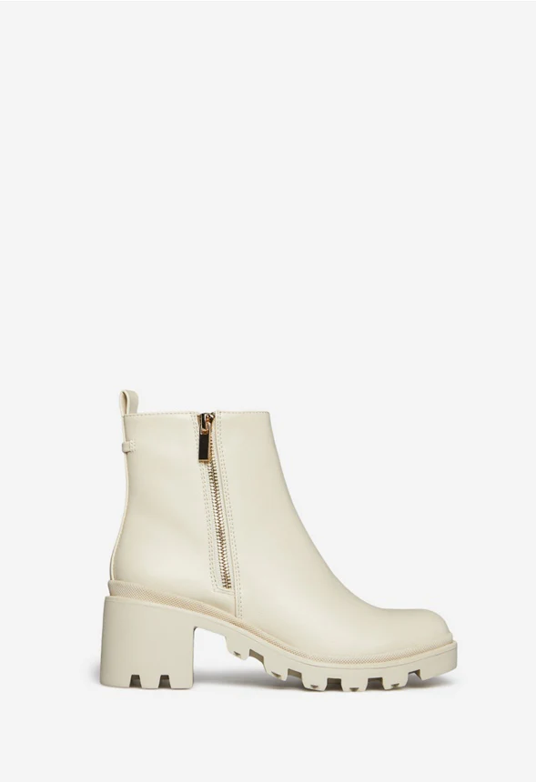 Danilyn Lug Sole Ankle Boot - Image 3