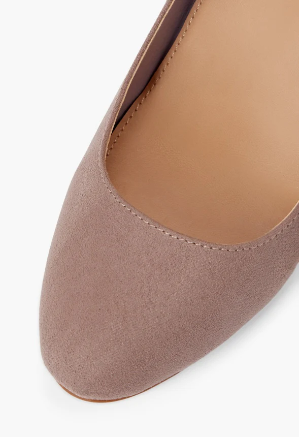Daphne Block Heel Pump - Image 4