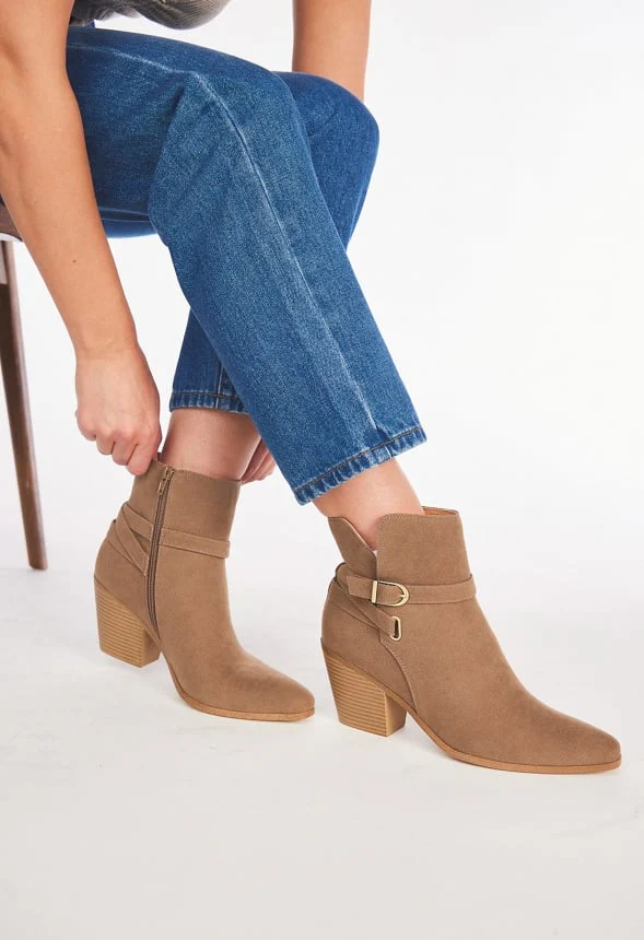 Della Block Heeled Bootie - Image 8