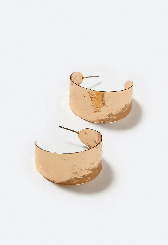 Demi Textured Metal Graduating Hoop Earrings - Image 3