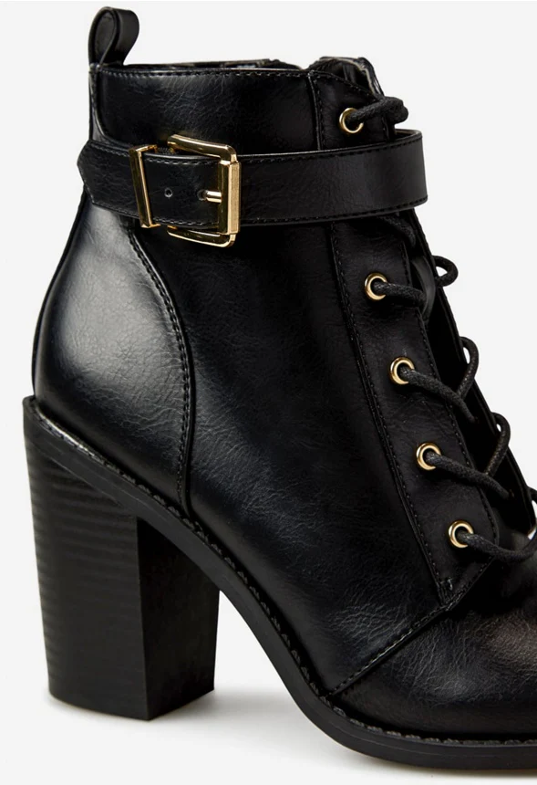 Dilly Block Heeled Bootie - Image 5