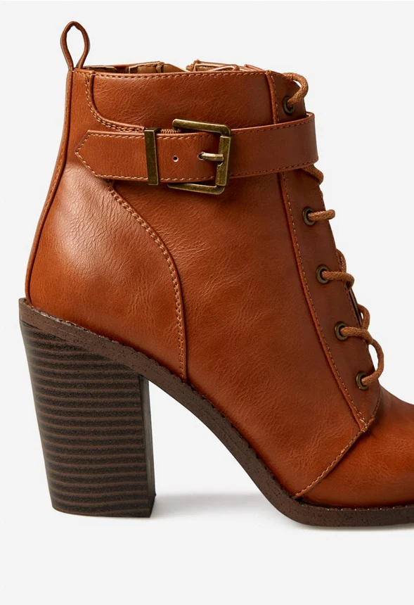 Dilly Block Heeled Bootie - Image 4