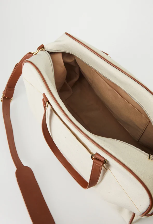 Dome Weekender With Front Slip Pocket - Image 3