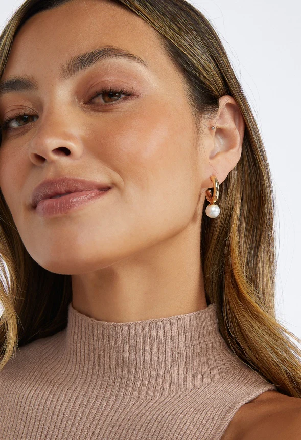 Dori 3 Pairs Pack Glass Pearl & Stones Hoops With Molten Drop Earrings - Image 2