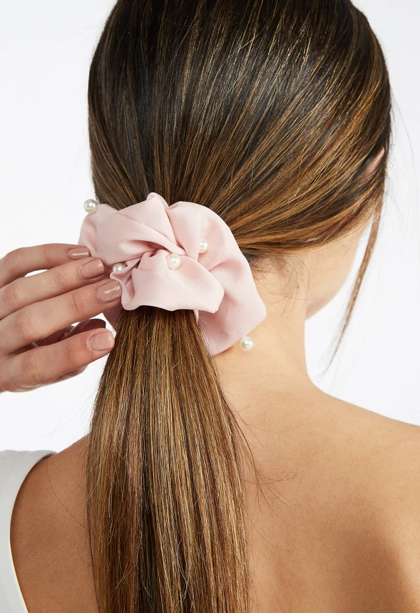 Dulce 2-Pack Satin Scrunchies With Pearl Detail - Image 2