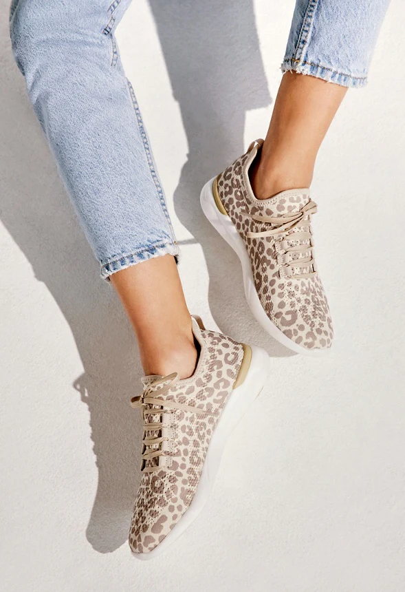 Easton Sneaker - Image 2