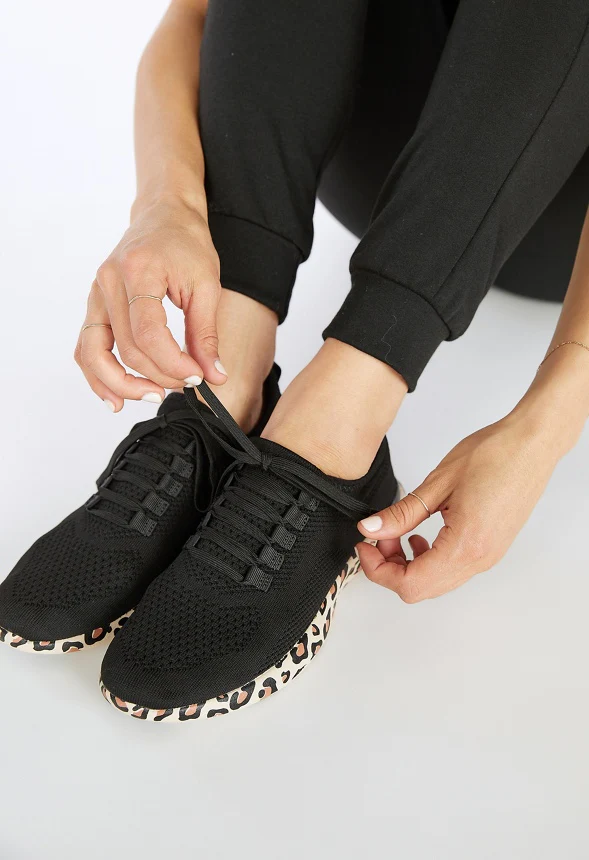 Easton Sneaker - Image 2