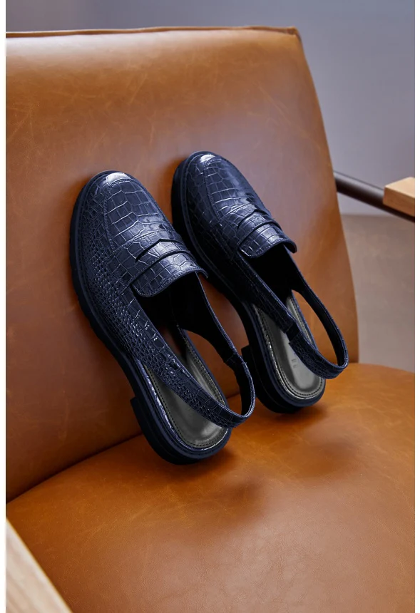 Elea Flat Loafer - Image 7