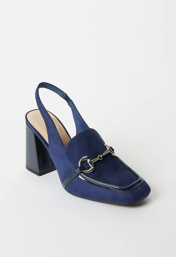 Elina Block Heeled Pump - Image 4