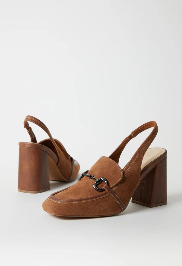 Elina Block Heeled Pump - Image 5