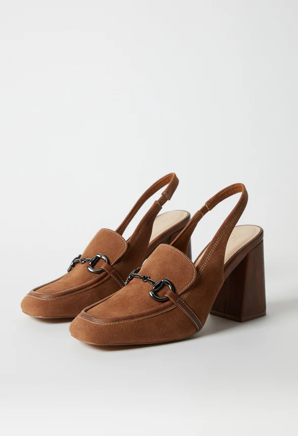 Elina Block Heeled Pump - Image 9