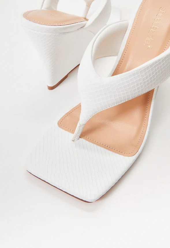 Elodie Wedge Sandal - Image 8