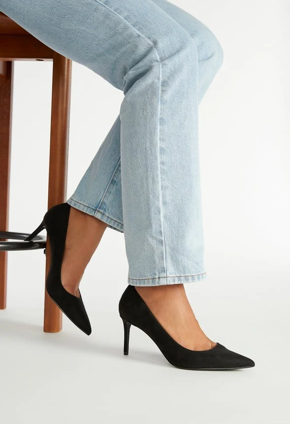 Elsie Classic Pump - Image 9