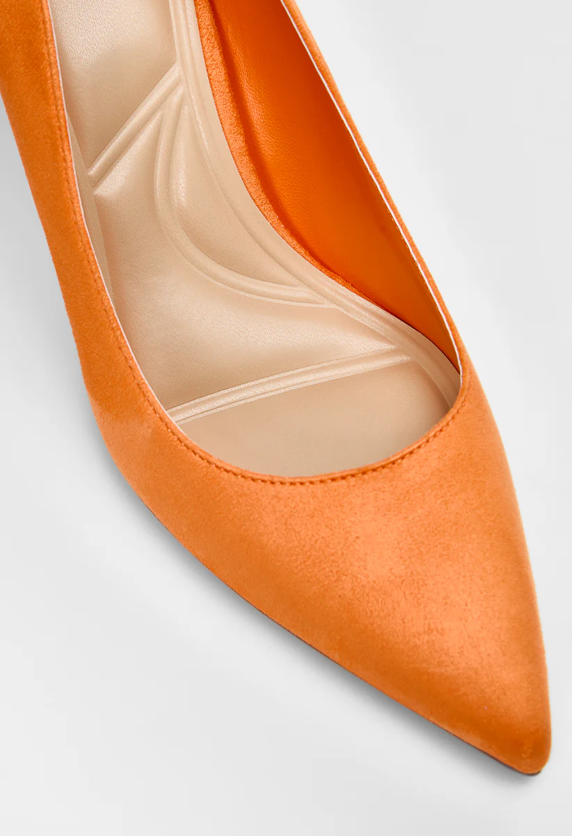 Elsie Classic Pump - Image 7