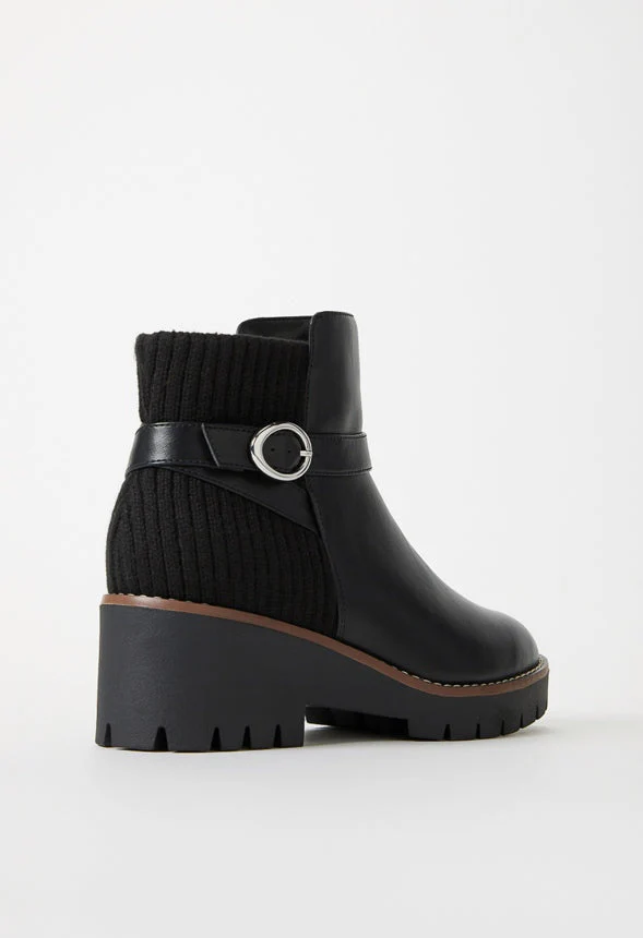 Ember Block Heeled Bootie - Image 4