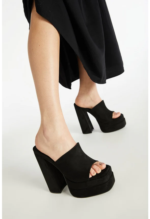Emmy Platform Sandal - Image 2