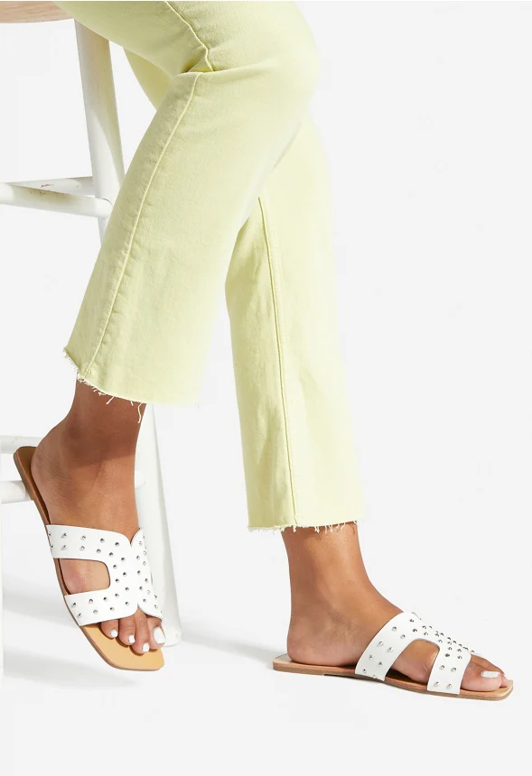 Enora Flat Sandal - Image 4