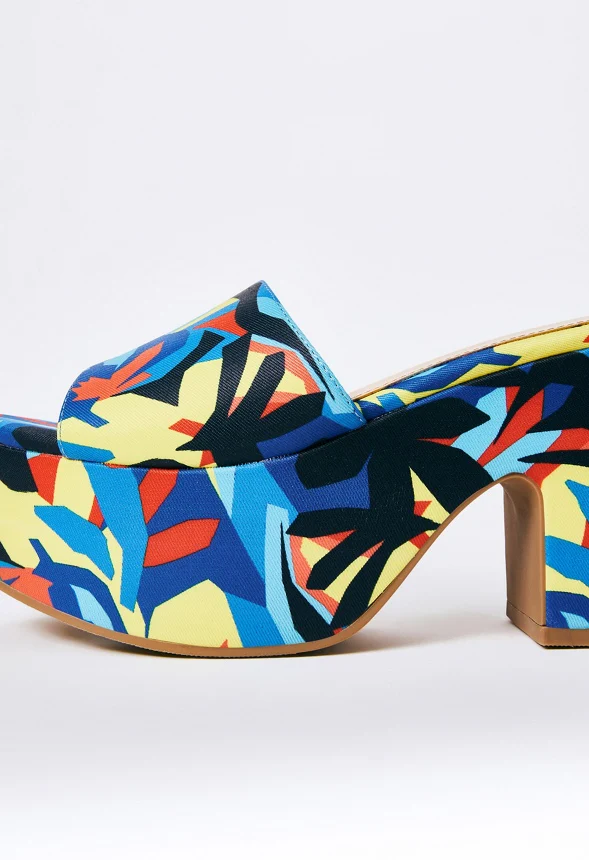 Esmie Block Heeled Platform Sandal - Image 5