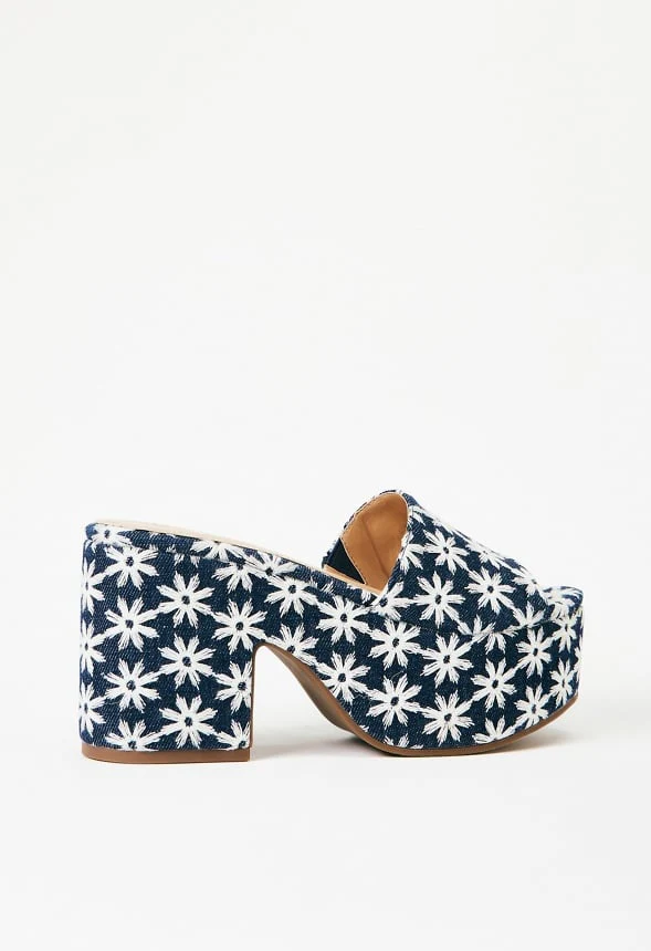 Esmie Block Heeled Platform Sandal - Image 3